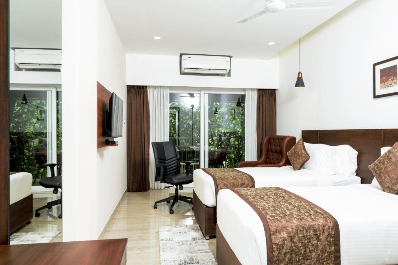 The Runway Hotel Kochi ภายนอก รูปภาพ